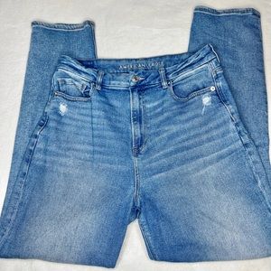 American Eagle Distressed Mom Jean
